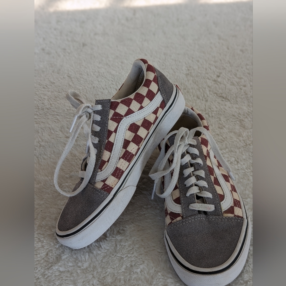 Great Condition: Vans Old Skool checkerboard Suede/Canvas Women’s 5.5 (M…